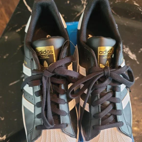 Black and White Adidas Superstar Originals Size 9.5 - Picture 4 of 9